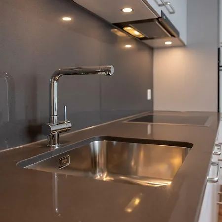 Pflegehotel 3* Sutz-Lattrigen