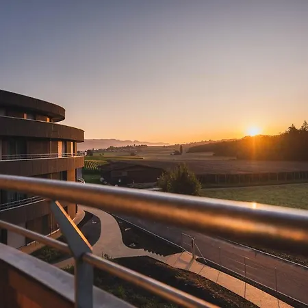 Pflegehotel Hotel Sutz-Lattrigen