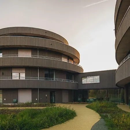 Pflegehotel 3* Sutz-Lattrigen