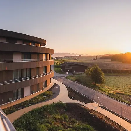 Pflegehotel Sutz-Lattrigen